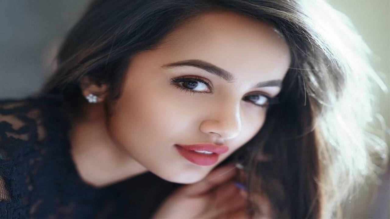 Tejaswi madivada xnxx