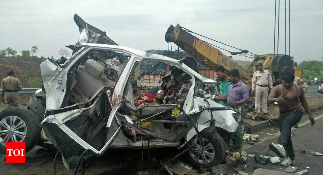 SUV accident 9 killed: 9 killed, 2 hurt in Dhamnod road accident ...