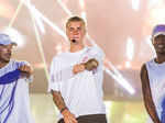 Justin Bieber and his team perform