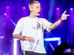 Justin Bieber performs on the stage