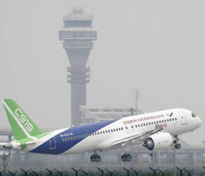 China races ahead in plane game too