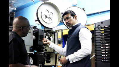 Cinematograph Act to be reviewed by I&B Ministry