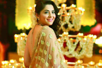 Who according to Sonalee is the best speaker ever?