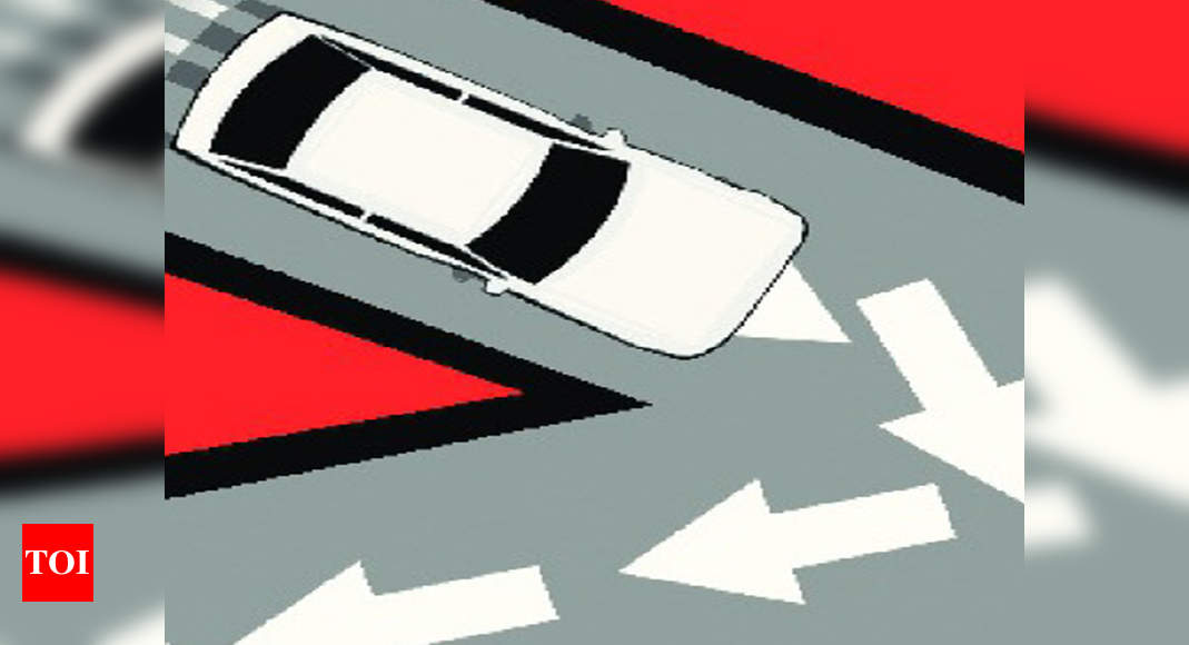 Cops Find Two Who Witnessed Crash | Kolkata News - Times Of India