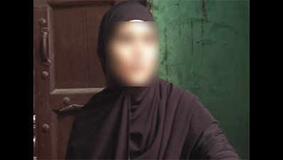 Mother of two given triple talaq in Firozabad over Rs 20