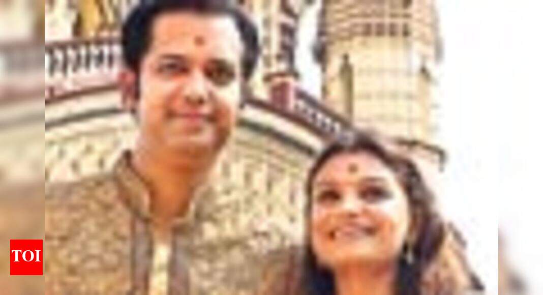 Dimpy tests Rahul's love! - Times of India