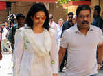 Sonali Kulkarni and Sanjay Narvekar at Reema Lagoo's funeral