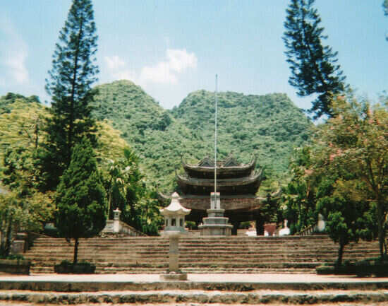 Perfume Pagoda