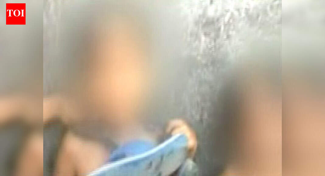 2 minors paraded naked for 'stealing' in Ulhasnagar