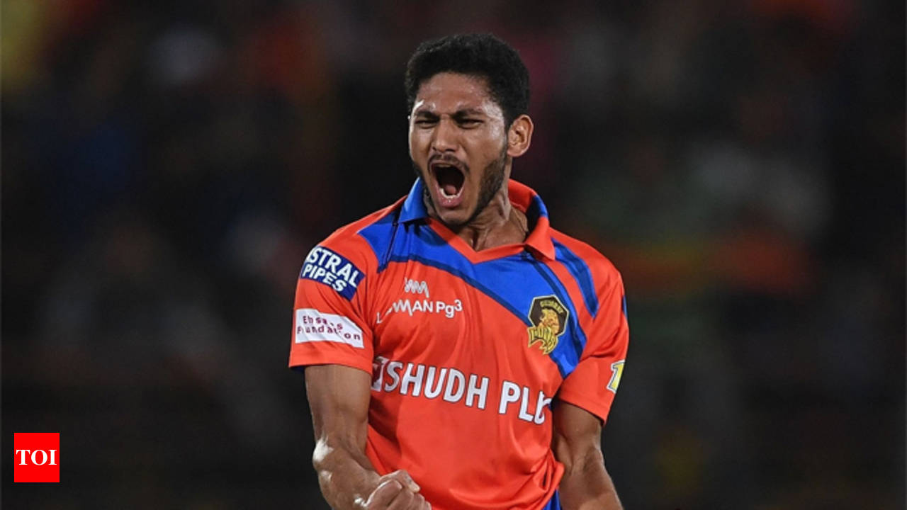 IPL Basil Thampi wants to live up to Sachin Tendulkar s