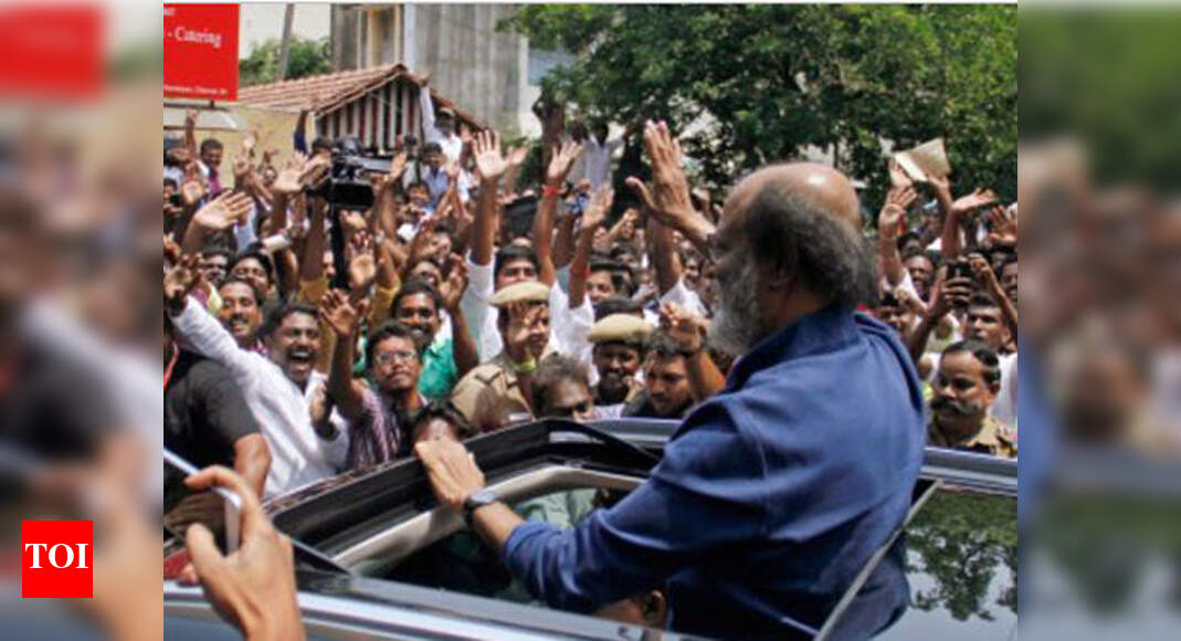 Rajini Political Entry: Rajinikanth fans stage protest against fringe ...