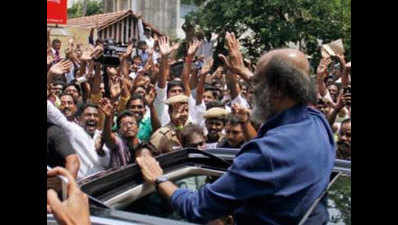 Rajinikanth fans stage protest against fringe outfits