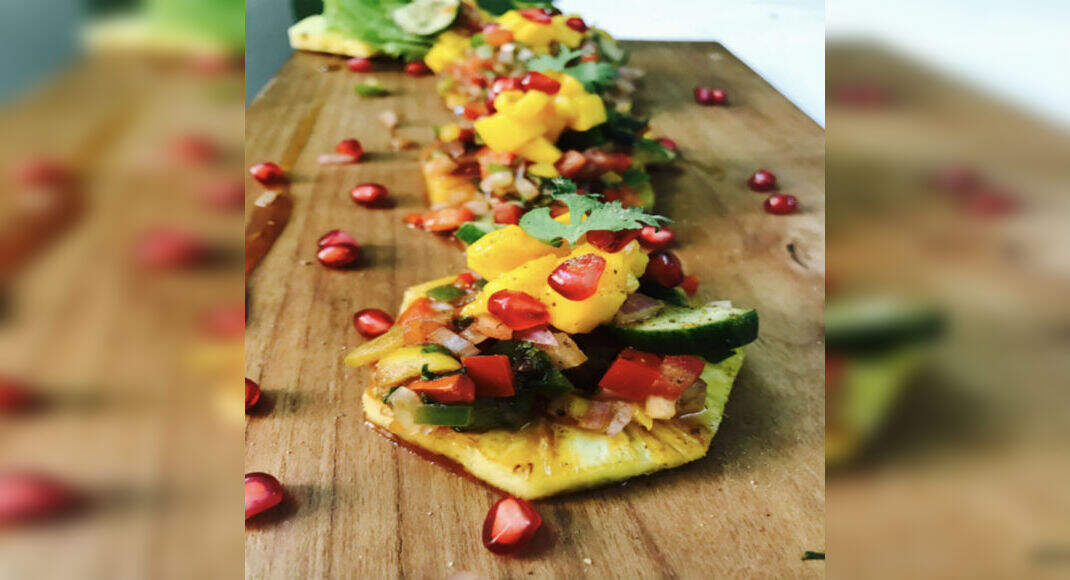 Panseared Pineapple with Peppery Mango Fruity Salsa Recipe: How to Make Panseared Pineapple with Pep