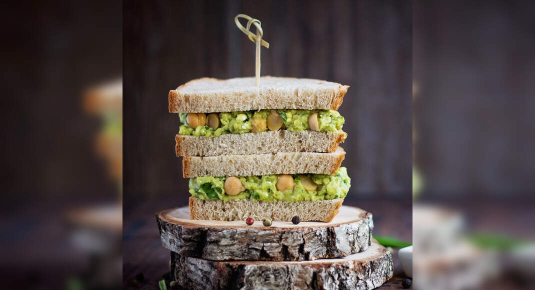 Avocado Chicken Sandwich Recipe: How to Make Avocado Chicken Sandwich Recipe | Homemade Avocado Chic