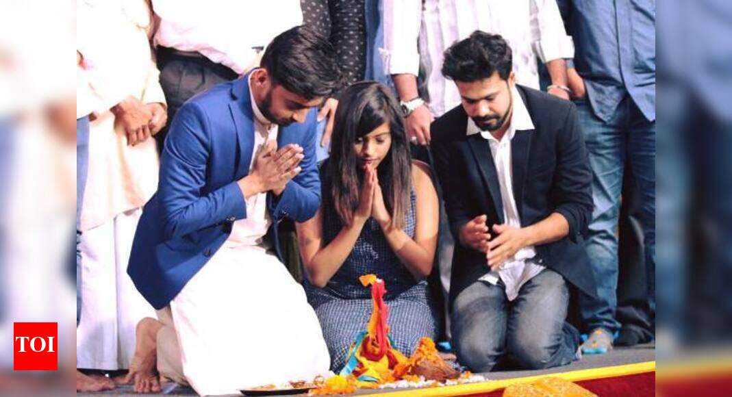 Amar Photo Studio to complete 100 shows Marathi Movie News Times of