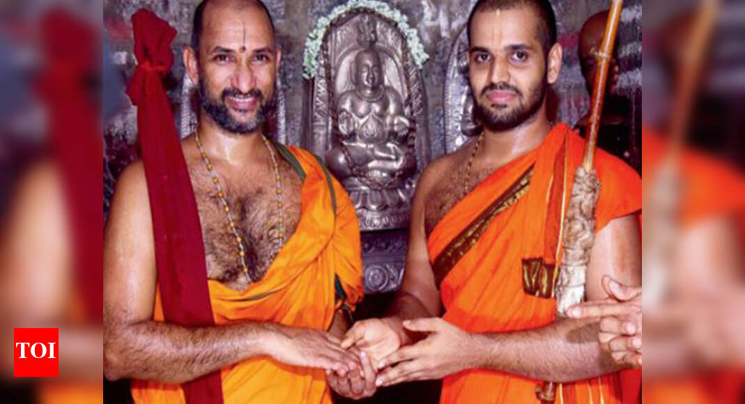 Sode, Subrahmanya mutts bury 250yearold rift Mangaluru News Times of India