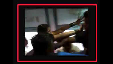 Women, children attacked in moving train in Maharashtra, 11 held