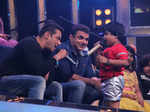 Salman Khan, Sohail Khan and contestant Jayas Kumar on the sets