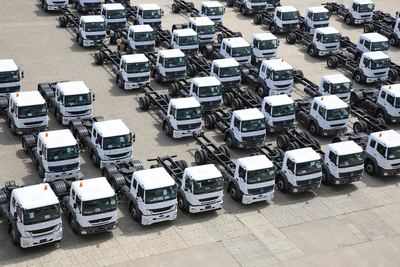 Daimler exports its 10,000th vehicle from Kamarajar Port near Chennai