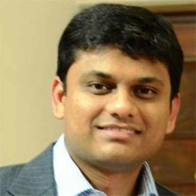 Lenskart ropes in Snapdeal's Saurabh Bansal to head buying and merchandising