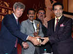 Yvesh Perrin, Abhishek Bachchan, Raza Murad preseting award to Dheeraj Kumar