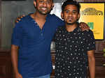 Vishnu and Kathir pose for a photo