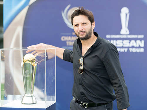 Well-balanced India favourites against Pakistan: Afridi