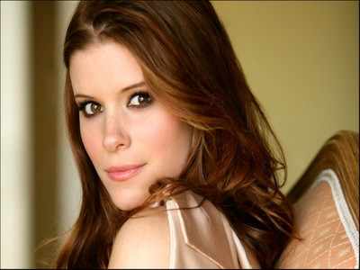 Kate Mara :Dating another actor is tricky