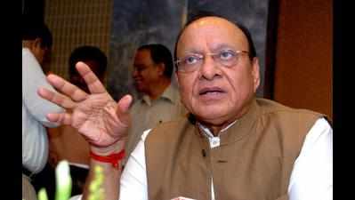 Vaghela threatens to resign as LOP