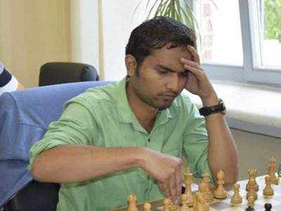 Swapnil, Raunak bounce back after shock losses
