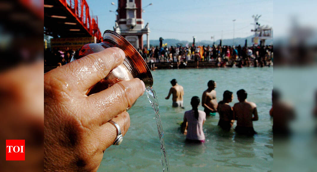Ganga water fit for bathing as well as drinking, claims Gurukul university professor citing