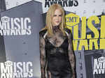 ​Nicole Kidman sizzles at an award function