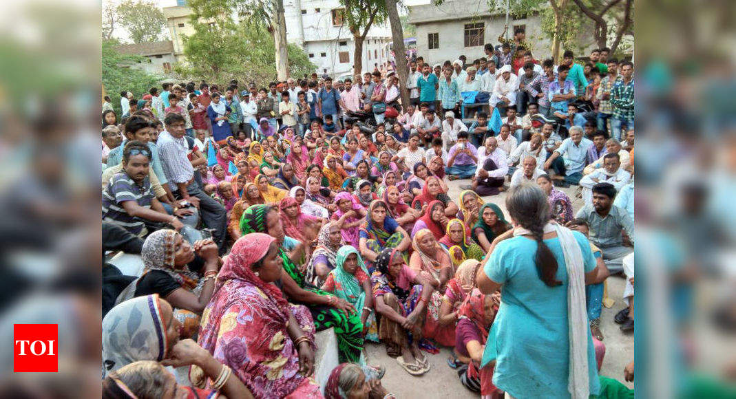 Gujarat: Gujarat cops arrest peaceful protesters: Narmada rallyists ...