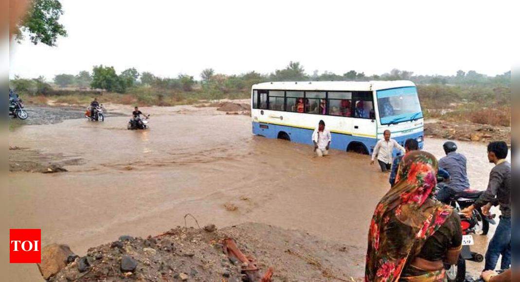 Heavy Rain In Amreli, Woman Dies Of Lightning 