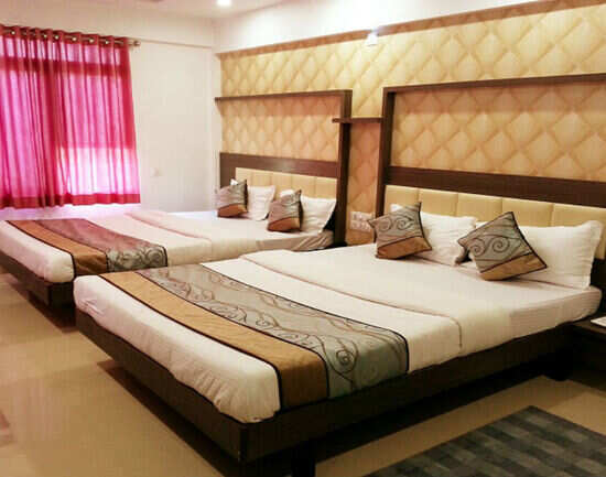 Complete guide to the finest hotels in Dwarka