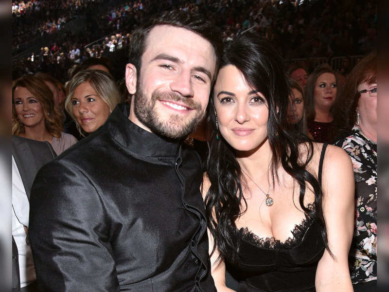 Sam Hunt flew to Hawaii 7 times to win wife Hannah Lee Fowler back after  split | English Movie News - Times of India