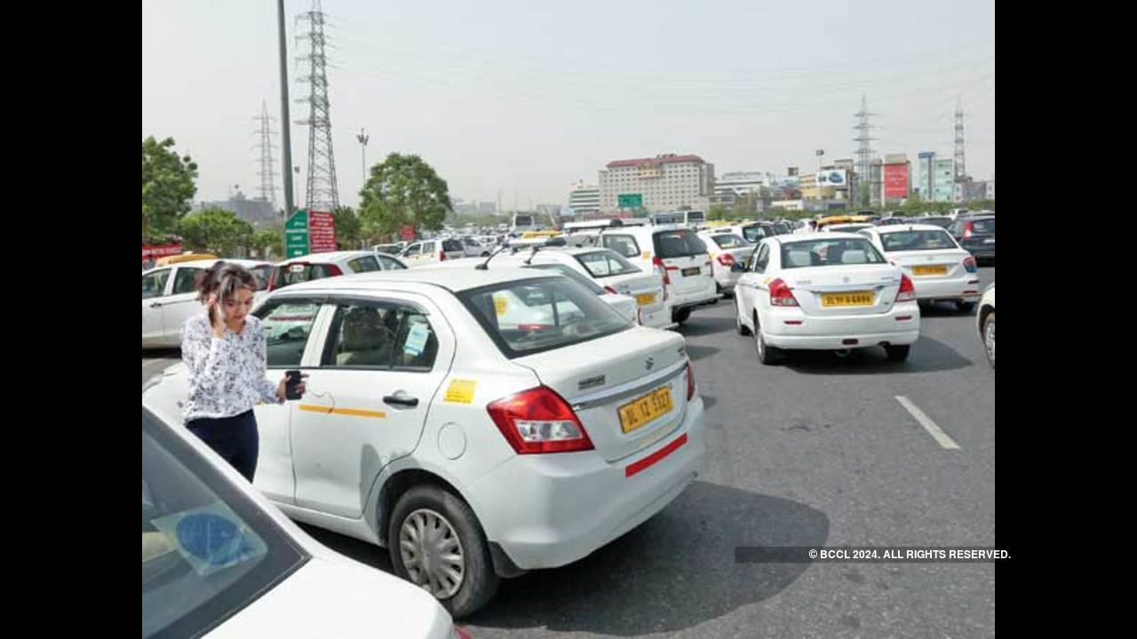 Haryana: Cabs unwilling to take Delhi-Gurgaon trips as new Haryana toll tax  causes hour-long queues ​ | Gurgaon News - Times of India