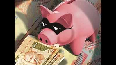 Black money hunt leads I-T to ex-cop, assets worth Rs 400cr