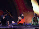 Jay Bhanushali, Baba Ramdev and Raveena Tandon performing yoga