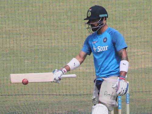 Before white ball battle, Virat Kohli trains with red ball