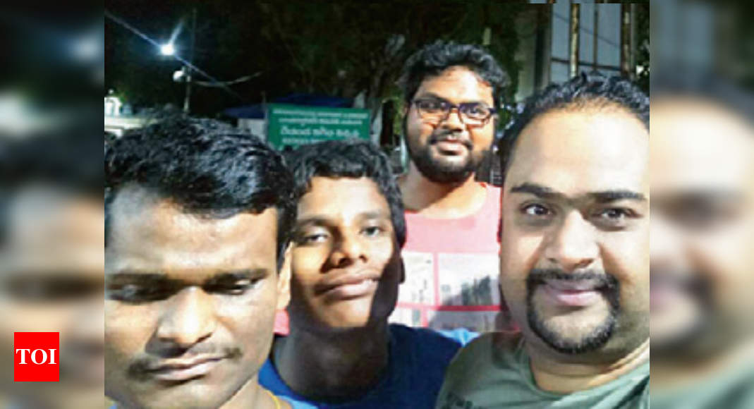 35 blind people from Bengaluru get darshan at Tirumala | Chennai News ...