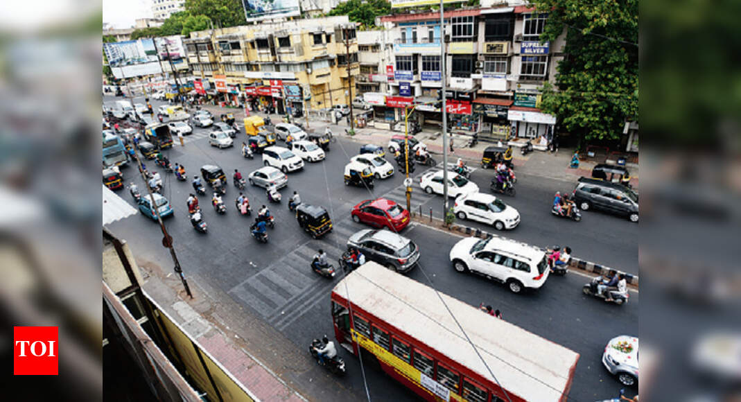 Karve Road Public sceptical about Karve Road oneway plan Pune News