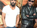 Suniel Shetty​ poses with Jackie Shroff​ at Border's success party