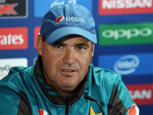 No compromise on fitness issue: Mickey Arthur