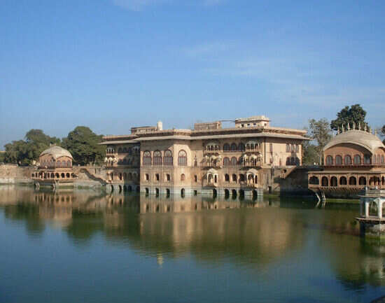 Deeg Water Palace