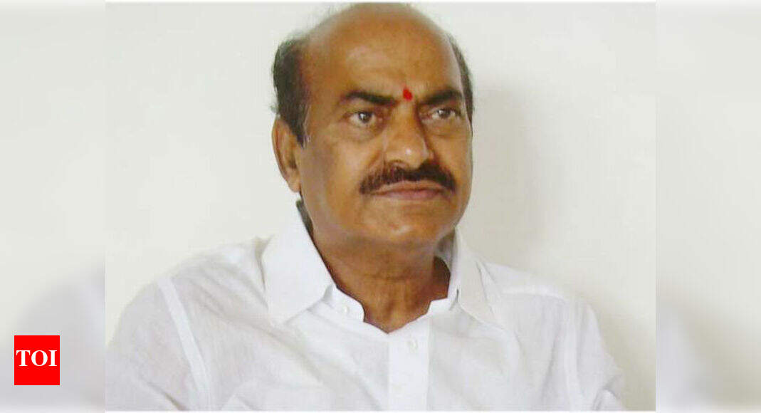 JC Diwakar Reddy: TDP MP JC Diwakar Reddy creates ruckus at ...
