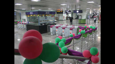 Bengaluru Metro zooms out amid balloons & streamers