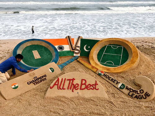 Sand artist Sudarsan Pattnaik conveys wishes to Indian cricket and hockey teams