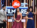 Sai Dhanshika poses with the Best Supporting Actor Female award