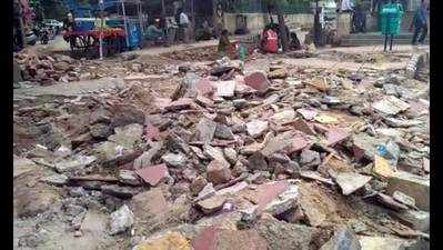 Delhi: Work to decongest Chirag Dilli begins